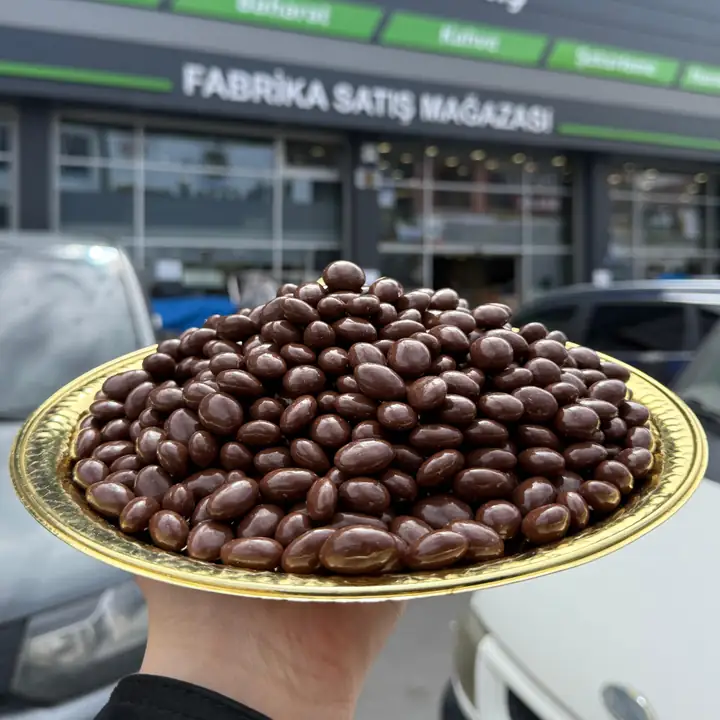Çikolatalı Badem Draje Sütlü