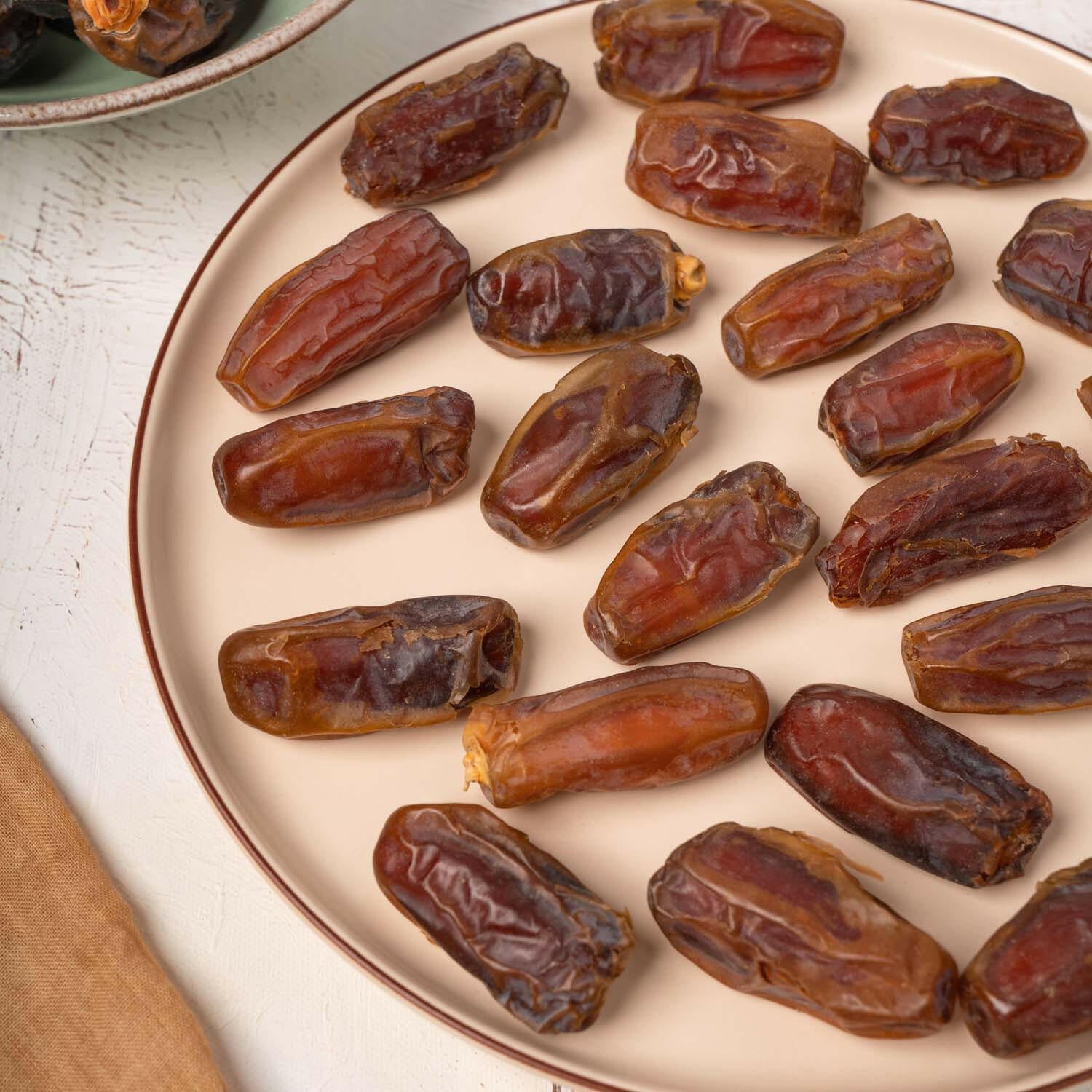 Medine Meşruk Duble Hurma